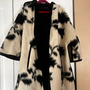 Zara Basic Hooded Cape Coat Black & Cream – Size S